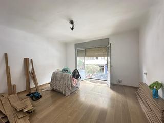 Etagenwohnung  Carrer arquitecto guardiola. Piso para reformar sin ascensor en benalua
