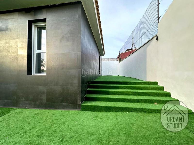Foto 170f02ee-e1a6-493f-b196-769e8690e57c. Casa amb piscina a Los Girasoles Sant Vicent del Raspeig