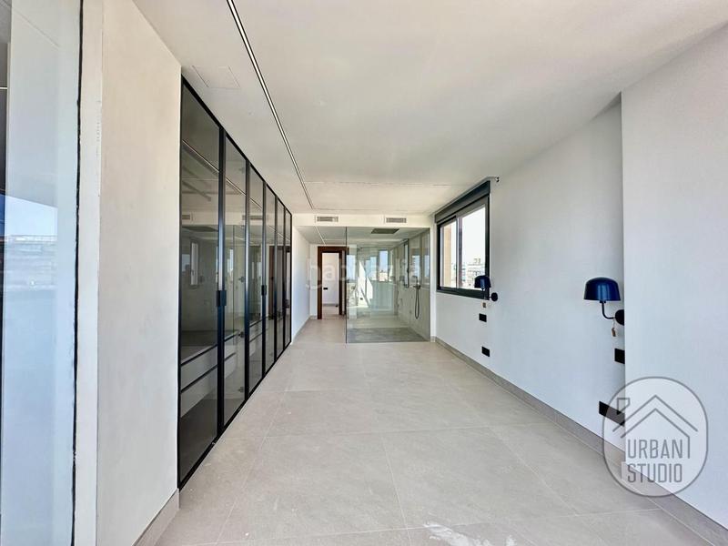 Foto 14491d1a-8eb1-48d2-b0d3-6b5738a8cbb4. Ático atico exclusivo de diseño en playa Albuferetacabo en Alicante