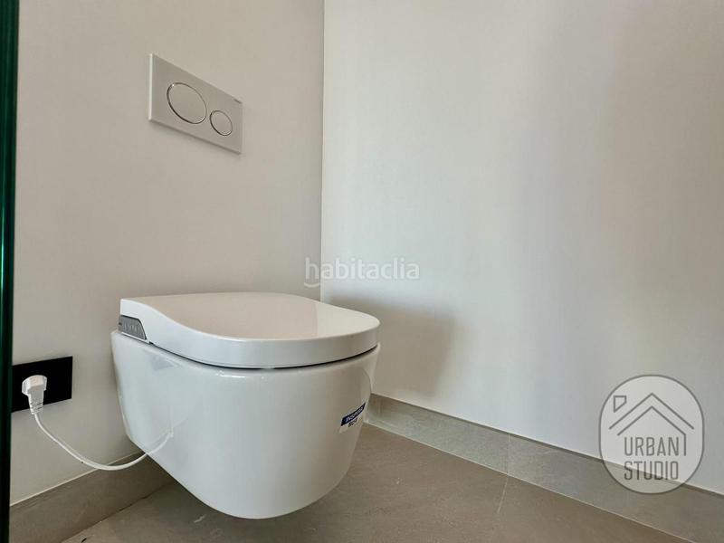 Foto 5bef204d-6dd8-4062-9776-e2ae5eaac2e8. Ático atico exclusivo de diseño en playa Albuferetacabo en Alicante