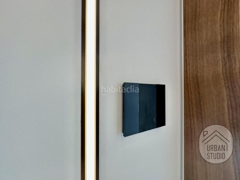 Foto 65f8236b-e5c9-4e33-8b54-1e90b9e7f261. Ático atico exclusivo de diseño en playa Albuferetacabo en Alicante