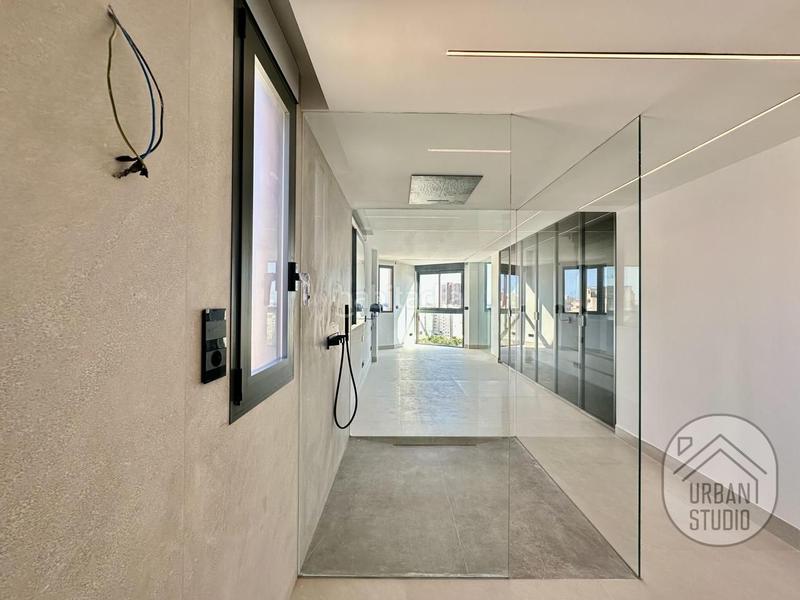 Foto 7b4ec66e-040e-45fe-8270-b41f75ccd528. Ático atico exclusivo de diseño en playa Albuferetacabo en Alicante