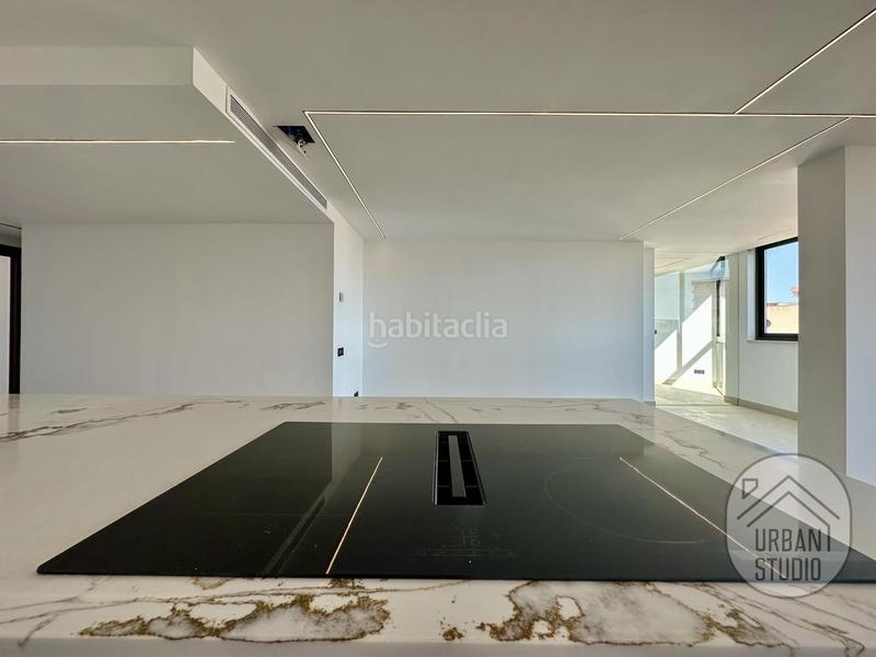 Foto 8246dcab-2887-40f5-9c10-7fcb37dae0f7. Ático atico exclusivo de diseño en playa Albuferetacabo en Alicante