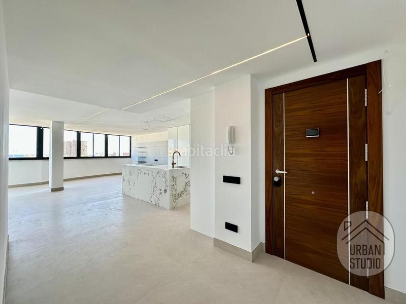 Foto 84937842-17bf-4e43-9941-2d08787f8445. Ático atico exclusivo de diseño en playa Albuferetacabo en Alicante