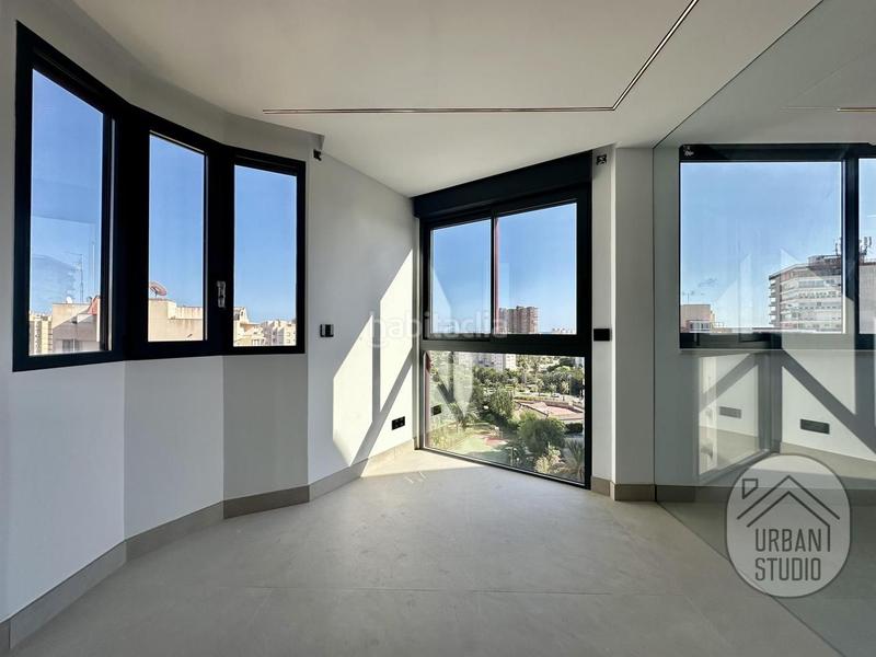 Foto 94decb4d-09ec-4379-a249-bc5ce7f861a6. Ático atico exclusivo de diseño en playa Albuferetacabo en Alicante