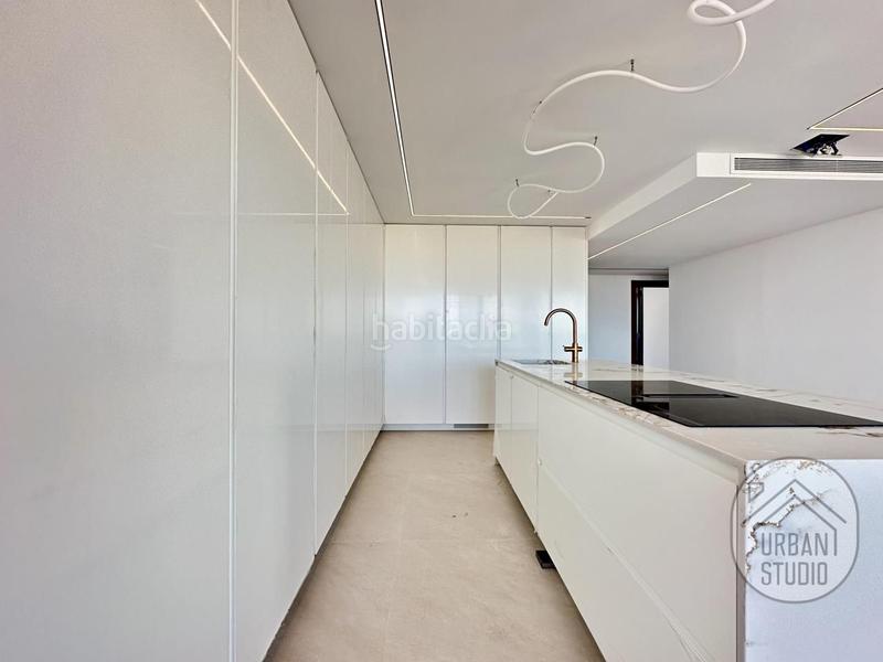 Foto 9b31a995-23f6-417e-ba46-c0972dab5b90. Ático atico exclusivo de diseño en playa Albuferetacabo en Alicante