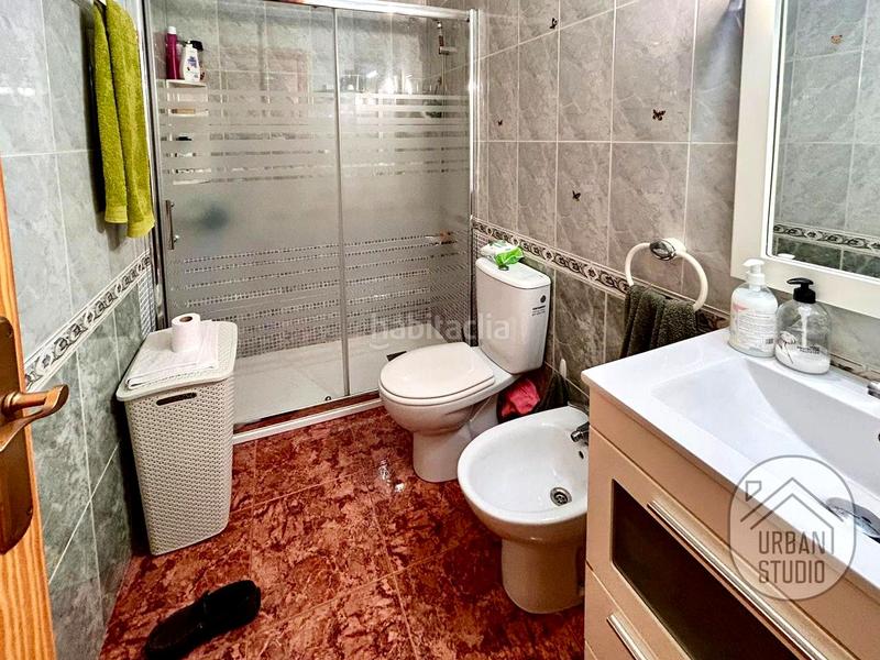 Foto 417a1d9d-da9f-4623-a43d-422094f9a89f. Appartement avec parking dans Avenida Habaneras - Curva de Palangre Torrevieja