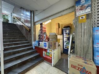 Local commercial  Carrer portugal. Locales en mercado canalejas, alicante