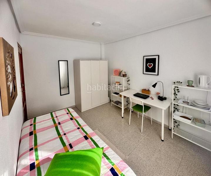 Foto 37242036-6a28-412d-bf71-e09e473bbd80. Pis a Carolinas Bajas Alicante