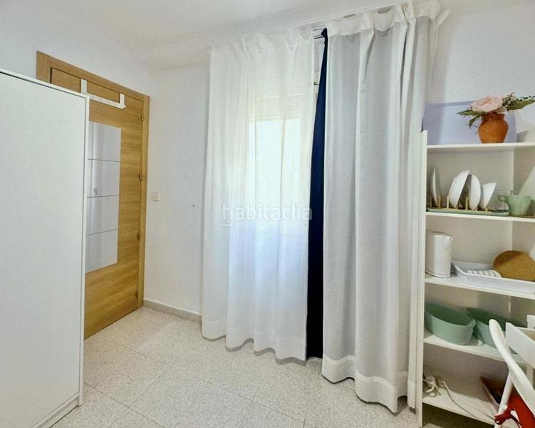 Foto b797a89e-bc04-4f70-9fe7-d989f5f27362. Pis a Carolinas Bajas Alicante