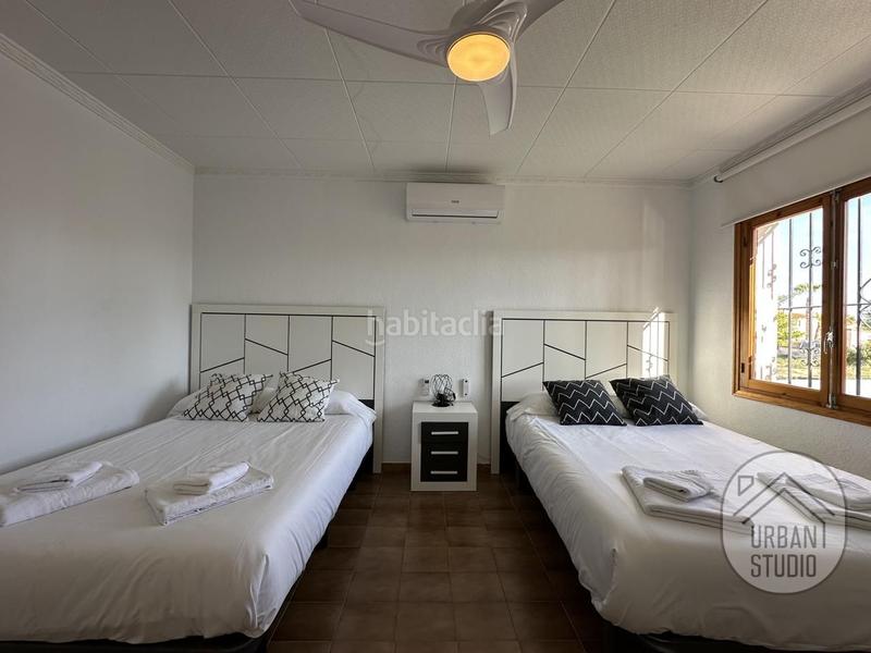 Foto cb1b6bee-8b16-4bc8-9746-5c42fccd3085. Maison avec parking piscine dans Los Girasoles Sant Vicent del Raspeig