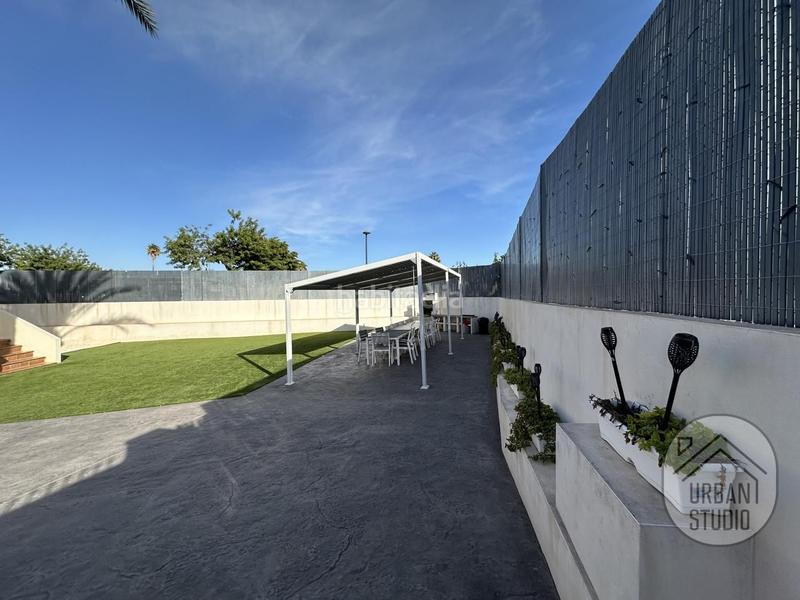 Foto d13d3cd7-9a1e-49d5-8b35-4e923467041b. Maison avec parking piscine dans Los Girasoles Sant Vicent del Raspeig