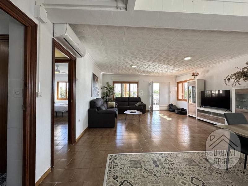 Foto e3b42b88-e65a-40eb-a14e-1da599ca5852. Maison avec parking piscine dans Los Girasoles Sant Vicent del Raspeig