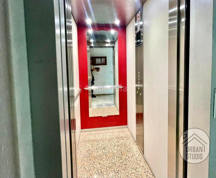 Foto 758e487f-2552-4ee5-be14-de7d0e60902c. Piso amplio piso de 4 dormitorios con gran potencial en Torrevieja