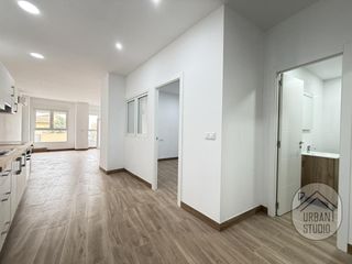 Planta baixa  D. ricardo lafuente aguado. Piso a estrenar reformado en centro torrevieja