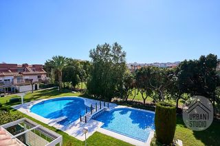 Casa  Del locutor vicente hipólito. Exclusivo bw en playa san juan con vistas al golf