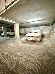 Autoparkplatz  Del marqués de molins. Dos plazas de garaje en mercado, alicante.