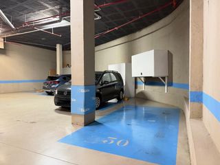 Lloguer Aparcament cotxe a Rosa chacel 30. Plaza de garaje  trastero en alicante