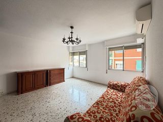 Piso  Pardo gimeno. Luminoso piso en benalua, alicante