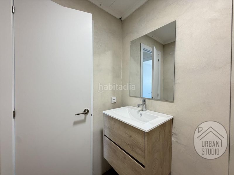 Foto f64b5a28-fdbb-4c22-92e0-95f26c78d879. Casa a Zona Carrefour - Urbanizaciones Torrevieja