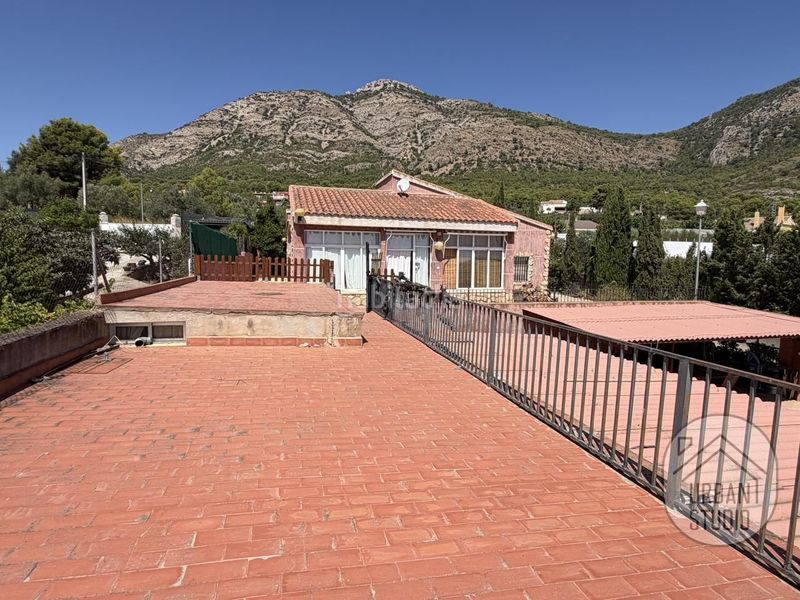 Foto ac9b2bf6-5be8-42e1-8b89-fbd83225df2d. Casa amb calefacció piscina a Tibi