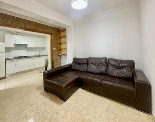 Pis  Calle pascual de la mata. Piso el carolinas altas muy bien ubicado sin ascensor