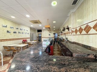 Local Comercial a Calle Lamberto Amat