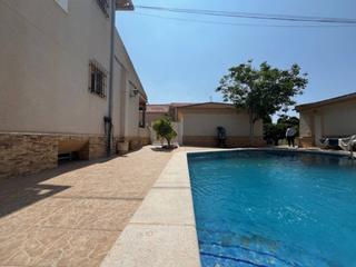Casa a Perín. Cuesta blanca casa con piscina