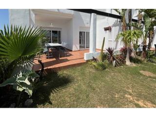 Pis en Terrazas de la Torre Golf. Roldan piso bajo con jardin
