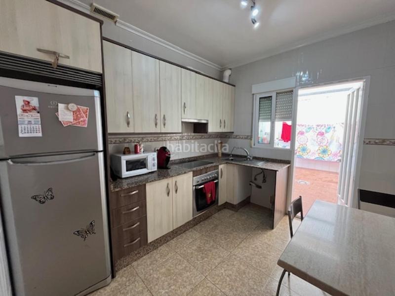 Foto eee5665e-1efe-40d6-b882-0fb6d25d2bec. Maison avec parking dans Roldán Torre - Pacheco