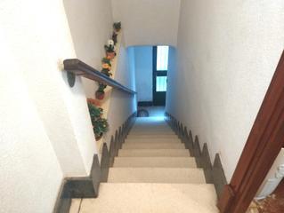 Pis a Los Dolores. Piso con bajo multiusos en los dolores