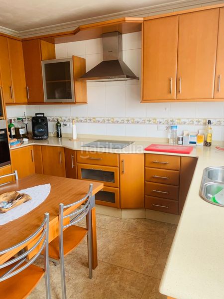Foto a61bbeaa-748c-4b29-8d95-81e8617358c5. Casa amb aparcament a La Palma Cartagena