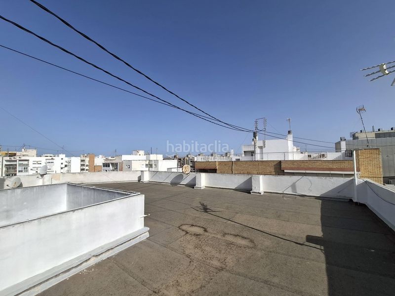 Foto ca53f59e-e5e2-42a3-8ba7-d14e53a51a9b. Pis amb calefacció a Alameda Cartagena