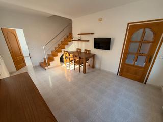 Maison jumelée à Olot. Casa adossada olot