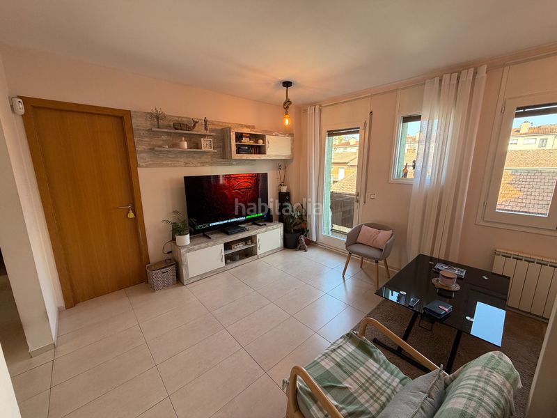 Foto de4bfbe7-183a-4d25-a7bf-596b8eb51c16. Pis amb calefacció a Olot