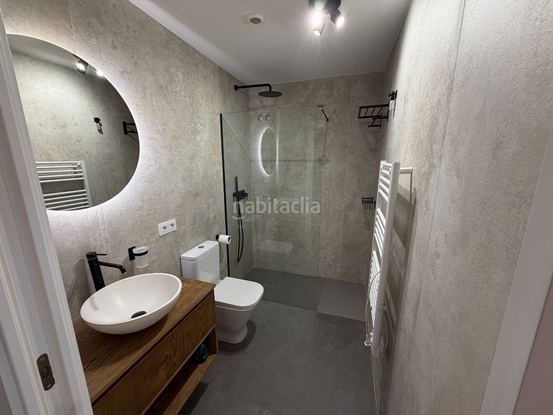 Foto 5fc79ed3-343b-4898-8b96-c00446367ce9. Casa adossada amb calefacció piscina a Olot