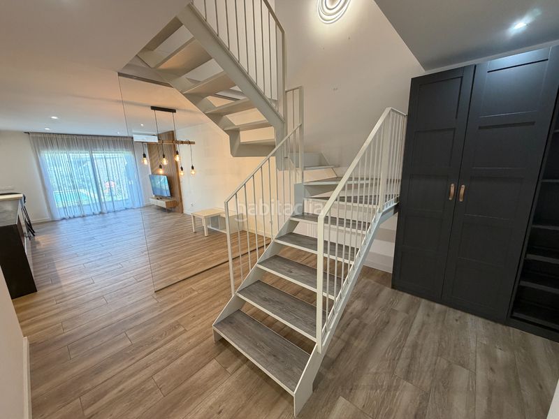 Foto 8c3c882c-ba64-4cd5-bc56-ba518d11f5c4. Casa adossada amb calefacció piscina a Olot