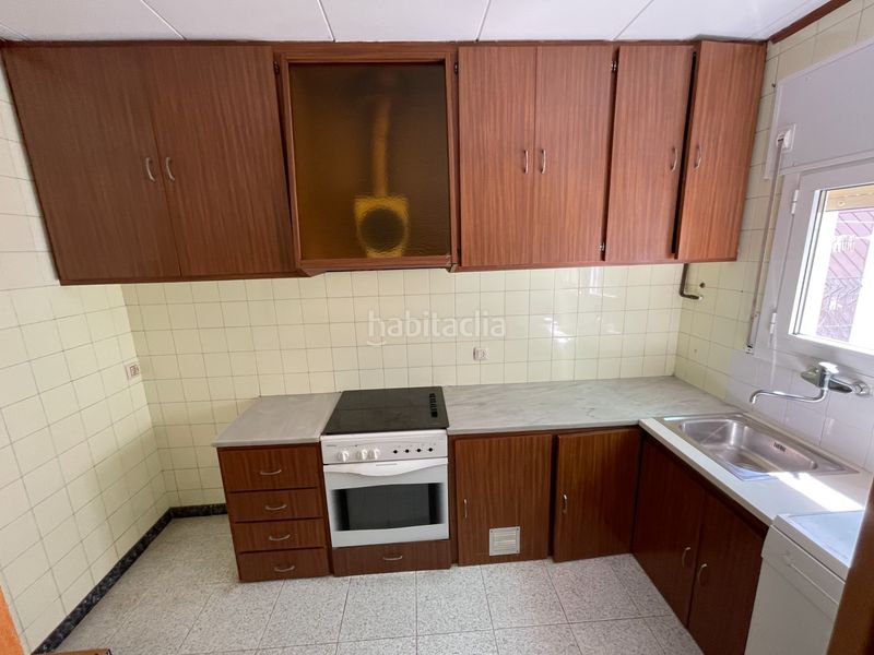 Foto 207818a0-6d6f-4bb6-8bf1-e6c114de301d. Casa amb aparcament a Olot