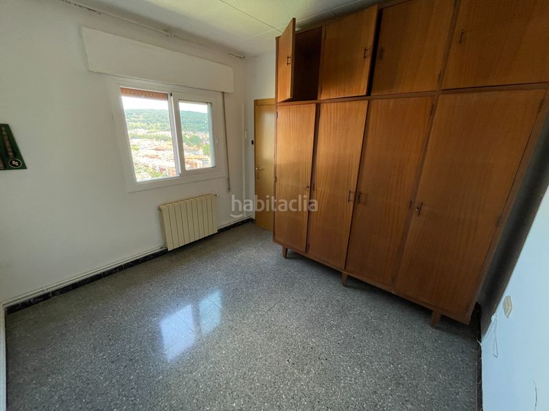 Foto 29fb8206-f3fe-4d8f-aaec-61a669a977ba. Casa amb aparcament a Olot