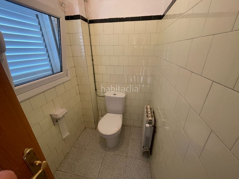 Foto 767d2e3f-1397-4399-a60d-931b2a3bdc83. Casa amb aparcament a Olot