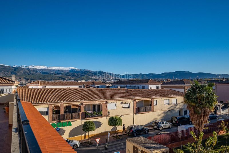 Foto 21f22037-2715-49d6-b70d-05fd451ff0e5. Àtic amb aparcament a San Antón Armilla