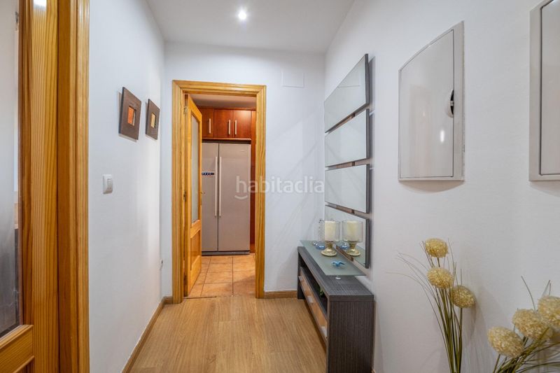 Foto ef581b8a-5557-409d-864a-688c1d4e53d4. Àtic amb aparcament a San Antón Armilla