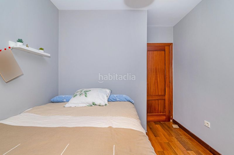Foto dbe26ea6-99a8-4374-902d-b2fd3d859043. Pis a La Zubia Ciudad Zubia (La)