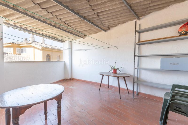 Foto 3a2b1170-c5f9-4229-8c67-fc3c7a39d060. Casa adossada amb aparcament a Atarfe