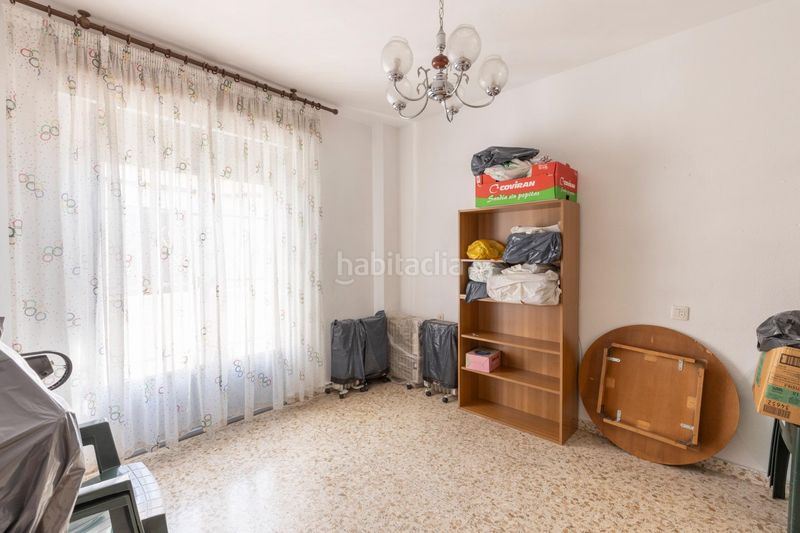 Foto d187625b-d4e0-4052-af60-6ff21cf73435. Casa adossada amb aparcament a Atarfe