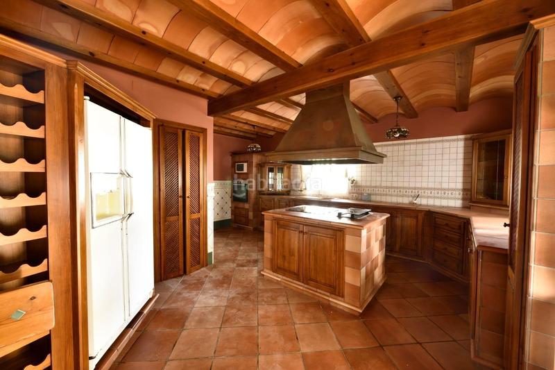 Foto 5b6da2e4-9a37-432d-8721-c46396320346. Xalet amb calefacció aparcament piscina a Cuatro Pinos - El Carmen Puerto de Santa María (El)