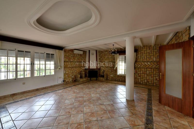 Foto 78572c62-90aa-43f3-9fd6-e45520be2c2f. Xalet amb calefacció aparcament piscina a Cuatro Pinos - El Carmen Puerto de Santa María (El)