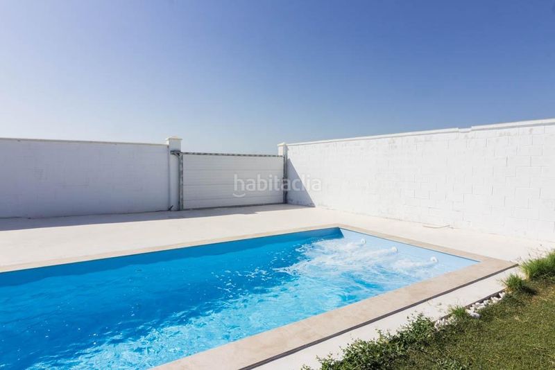 Foto 76ab427d-770a-4bf2-8228-3594b96830c7. Masia amb aparcament piscina a Carretera de Sanlúcar - Sudamérica Puerto de Santa María (El)