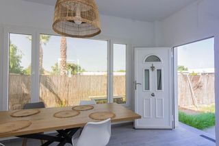 Masia a Carretera de Sanlúcar - Sudamérica. Casa con piscina en imbrusqueta