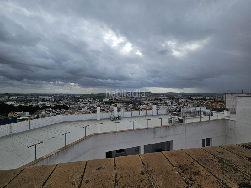 Foto d69f0940-1812-4ec3-9034-7ca0628b11dc. Pis amb aparcament a Centro Jerez de la Frontera